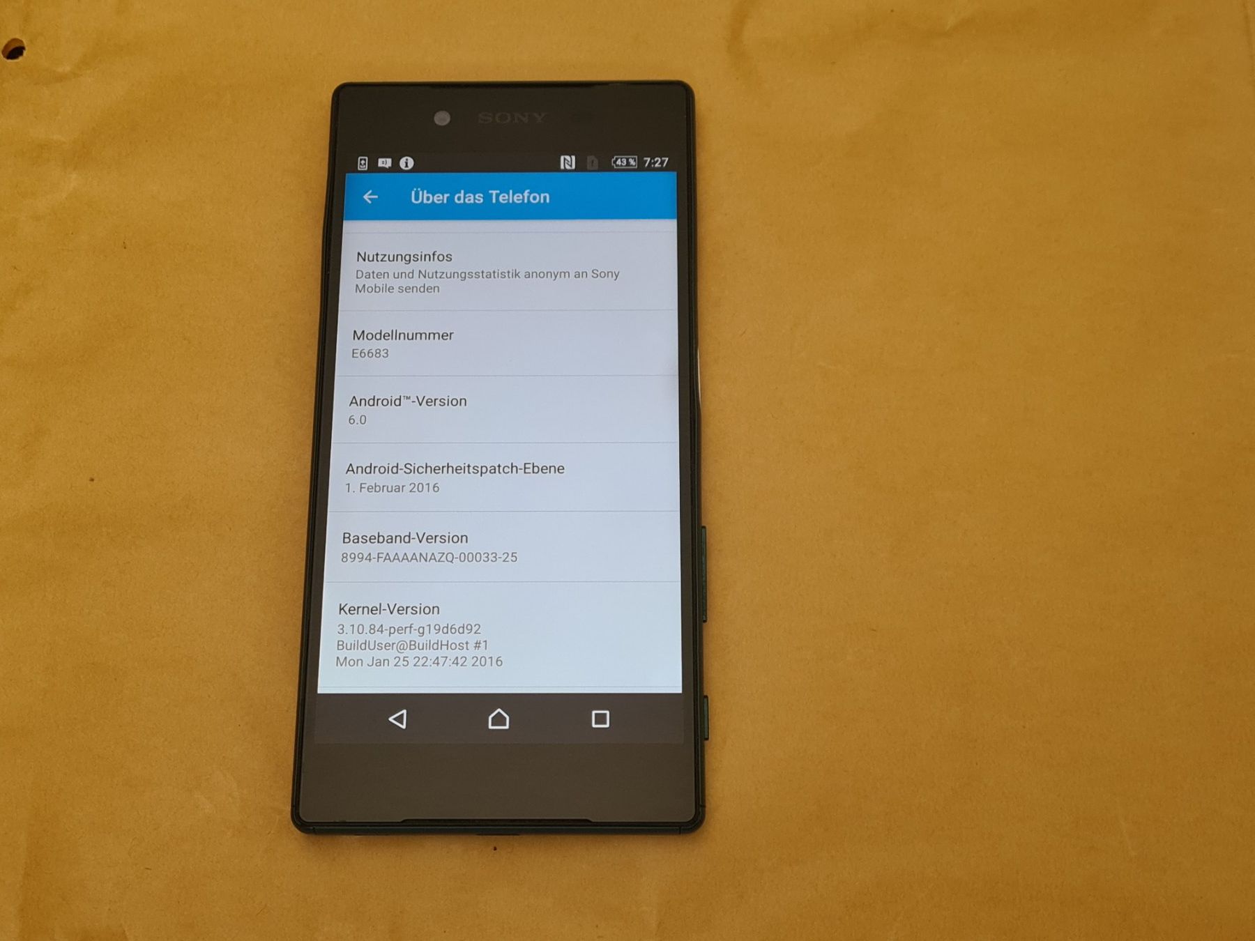 Sony Telefoni cellulari / Smartphones: Android Smartphone: Sony Xperia Z5 Dual Modell E6683 – Usato da Winterthur venduto da Opusco 5
