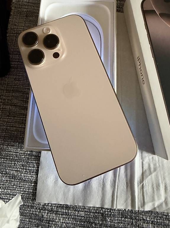 Handys / Smartphones: iPhone 16 pro 256 AG  – Gebraucht aus Puidoux-Gare von R.Amaro 3