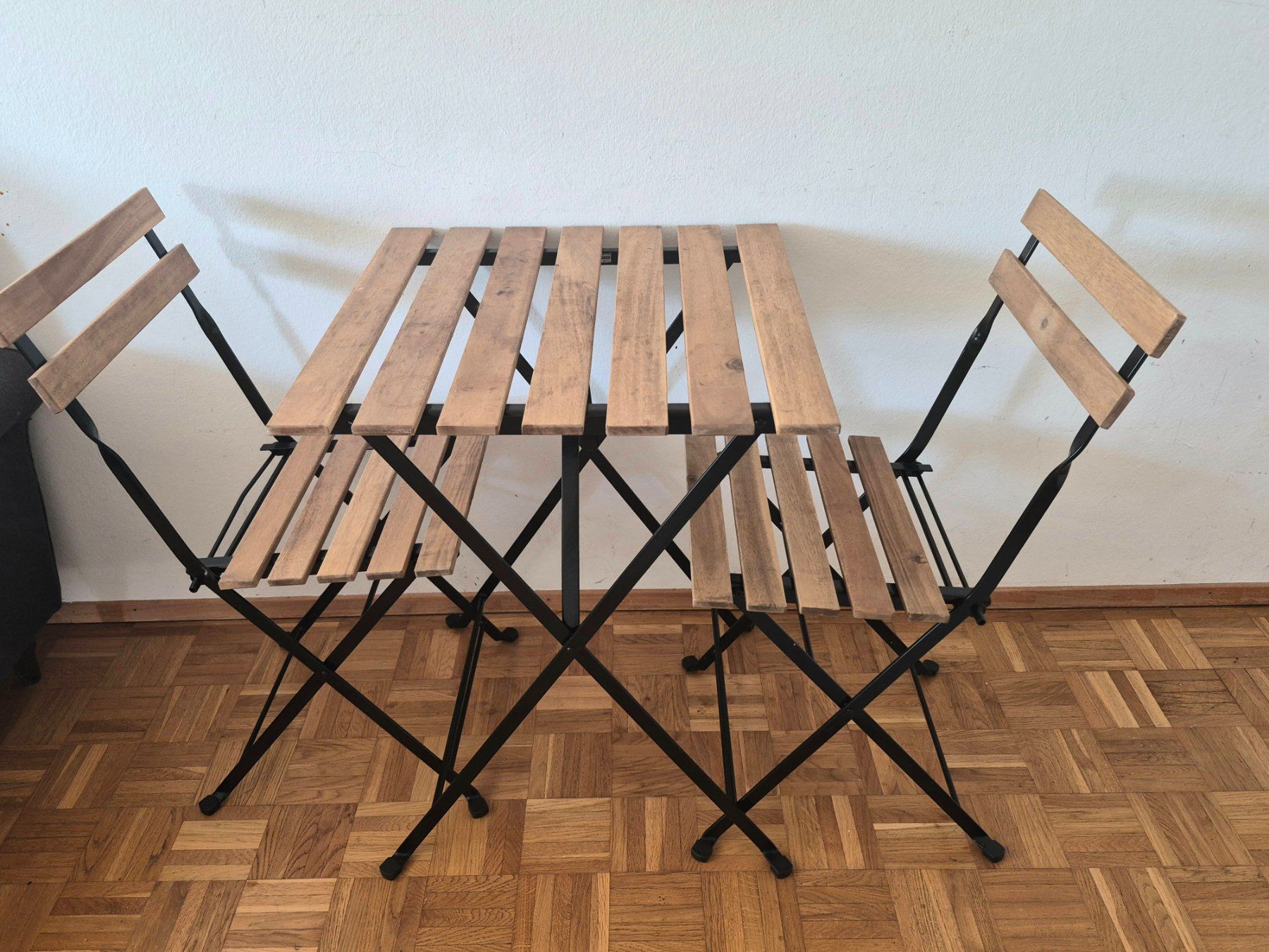 Ikea Tischset: Ikea Balkontisch und 2 Stühle – Gebraucht aus Winterthur von EH47