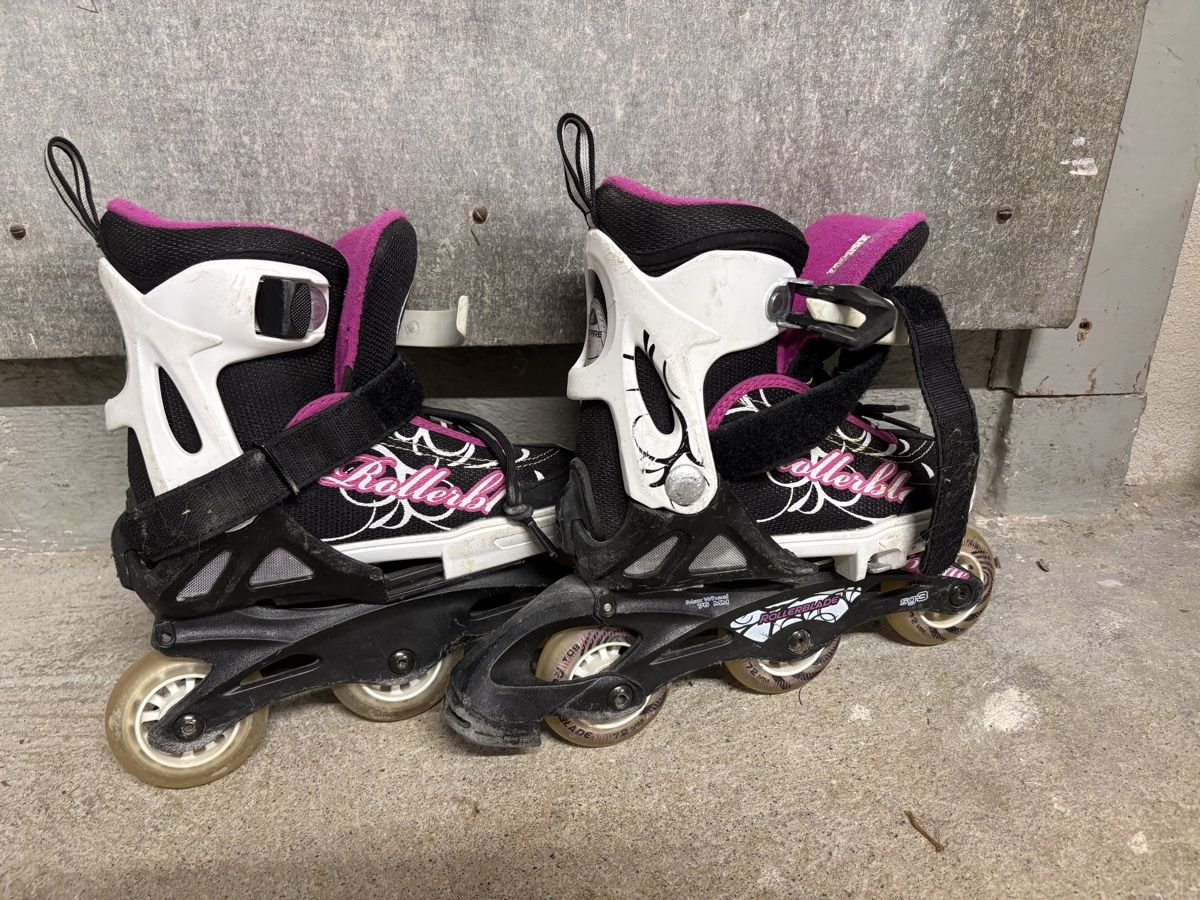 Pattini in linea & Pattini a rotelle: Rollerblade Inlineskates Kinder Grösse 28-32 gebraucht – Usato da Kölliken venduto da liz-ann-10_hw