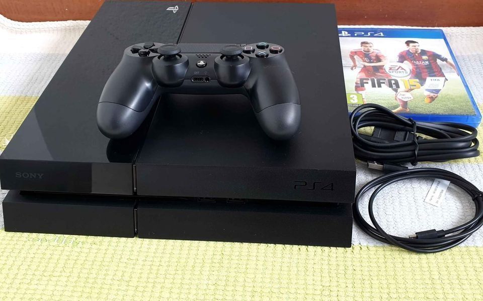 Lot De Jeux PS4 + Une Manette - Need For Speed Et Autres, En Très Bon état
