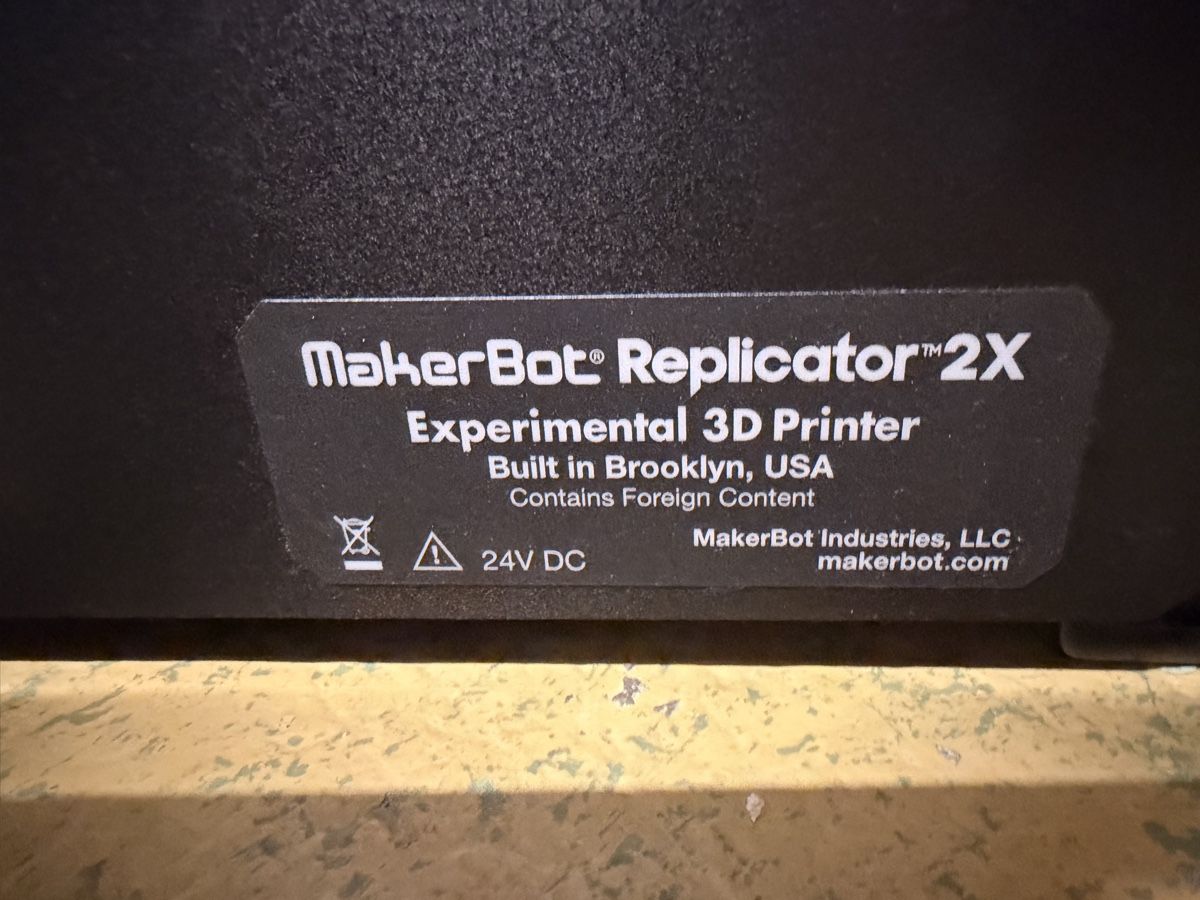 MakerBot 3D Drucker: 3D-Drucker Makerbot Replikator 2X – Gebraucht aus Heerbrugg von predch 2