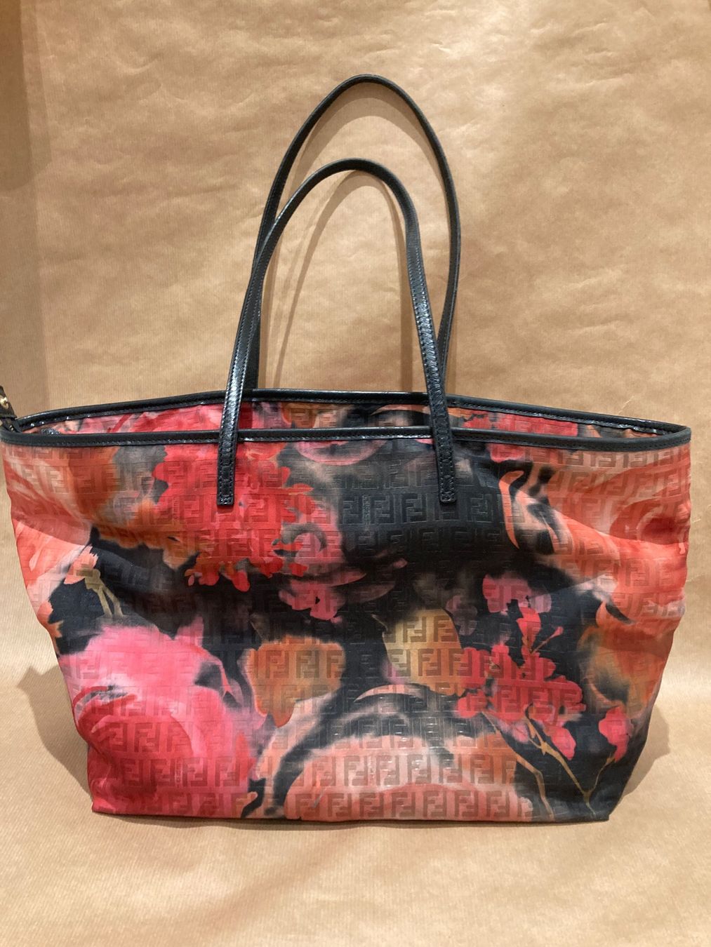 Fendi Borse da donna: Fendi bag VINTAGE – Usato da Paradiso venduto da Kayakara