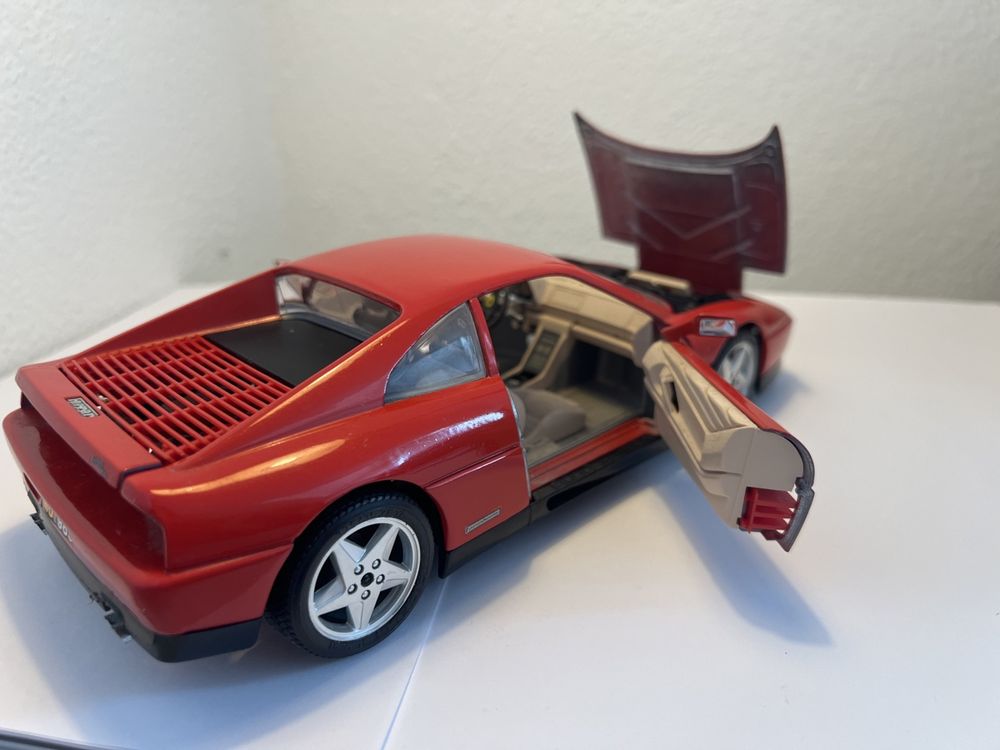 Ferrari 348 TB 1989 EN 1/18ieme - Collection