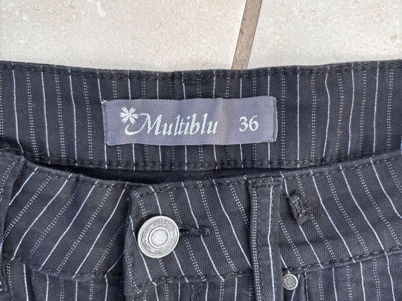 Hosen: Multiblu Damen Hose, Gr. 36, schwarz gestreift, NEU – Neu und originalverpackt aus Pfaffhausen von frickda 2
