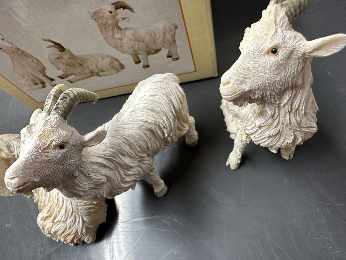 Statuette: Ziege 3 stk Neu – Nuovo e nell'imballaggio originale da Frümsen venduto da Swissline90 1