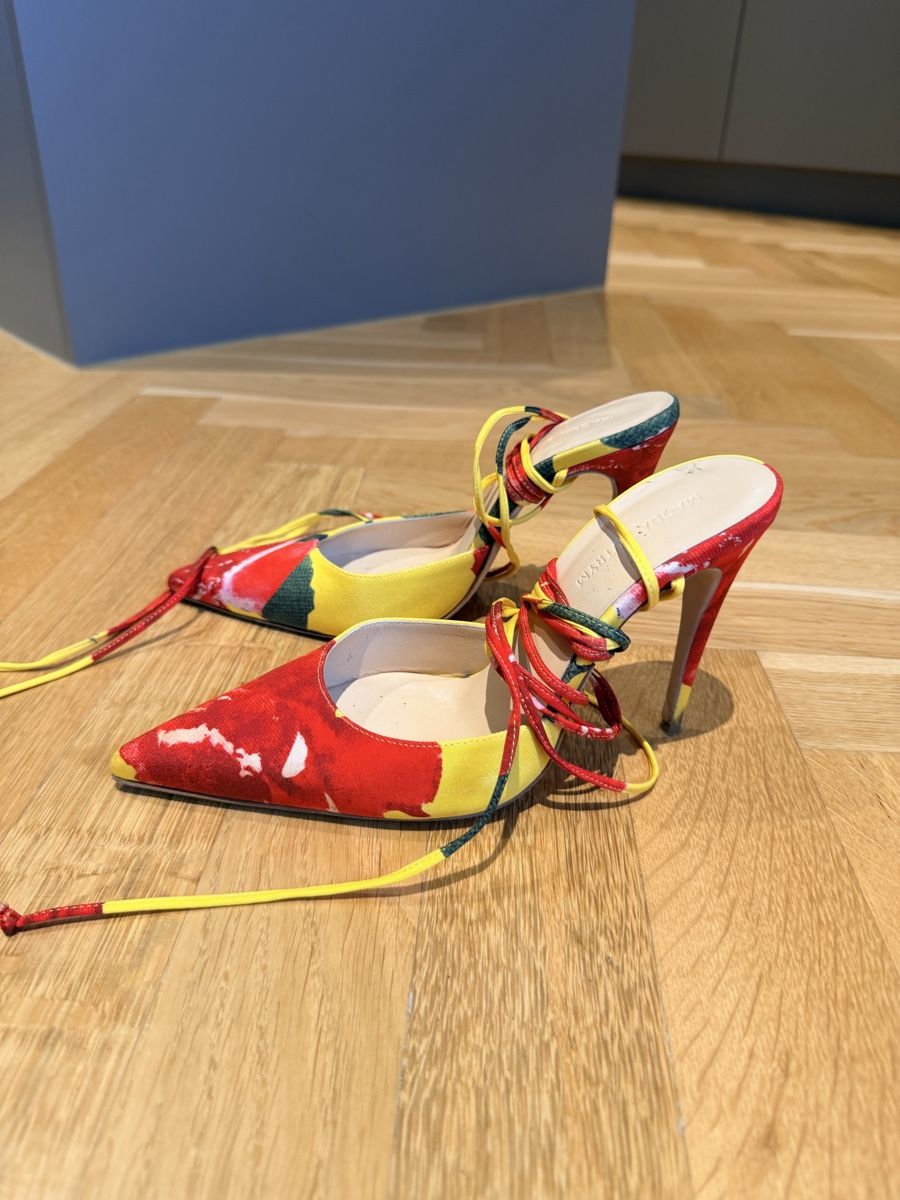 Magda Butrym Scarpe da donna: Magda Butrym Floral Pump size 37 – Usato da Meilen venduto da ana_nln9 2