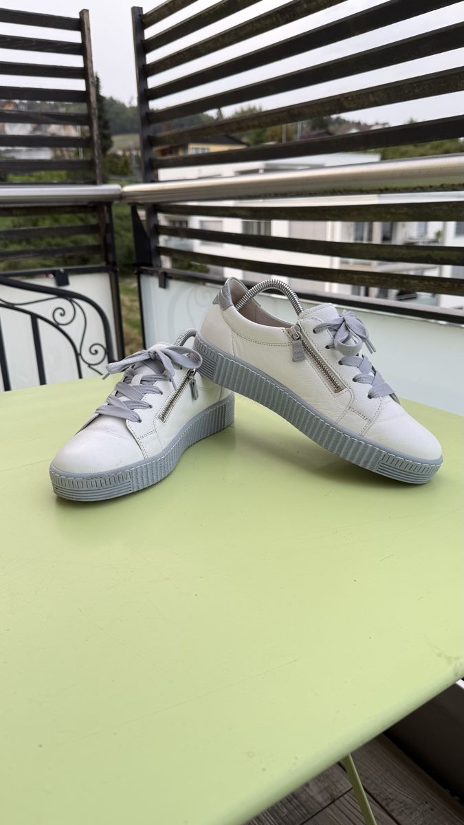 Gabor Chaussures femmes: Lässige Gabor Leder Sneakers 7.5 – D'occasion à Sirnach par sirni 6