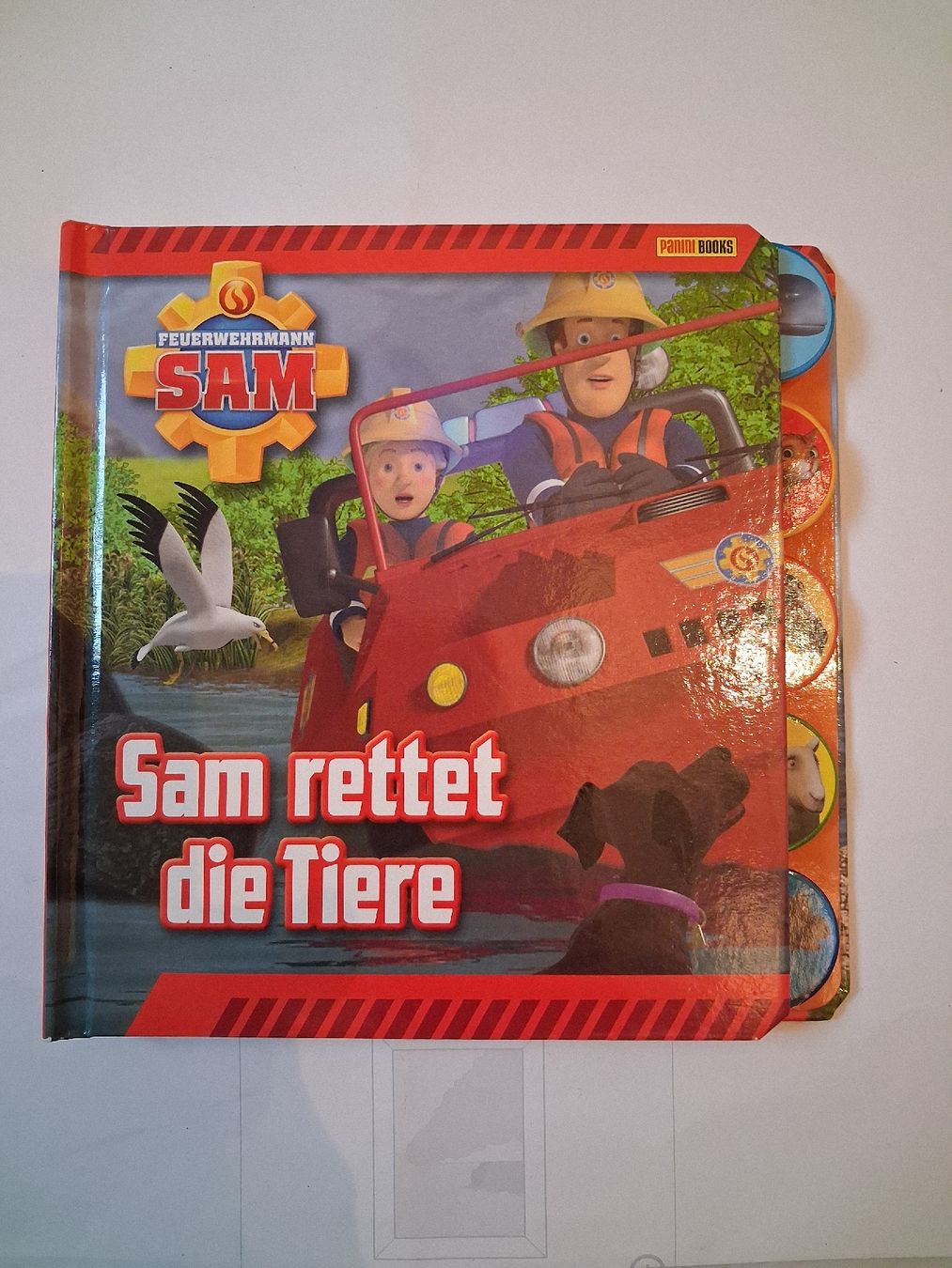 Libri: Feuerwehrmann Sam - Sam rettet die Tiere - Pappbilderbuch – Usato da Weiach venduto da Musikmaengu