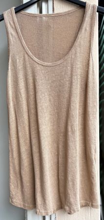 Top in lino, M