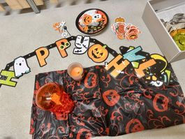 Halloween Party Deko Set – Girland, Tischdeko, Teller, usw.