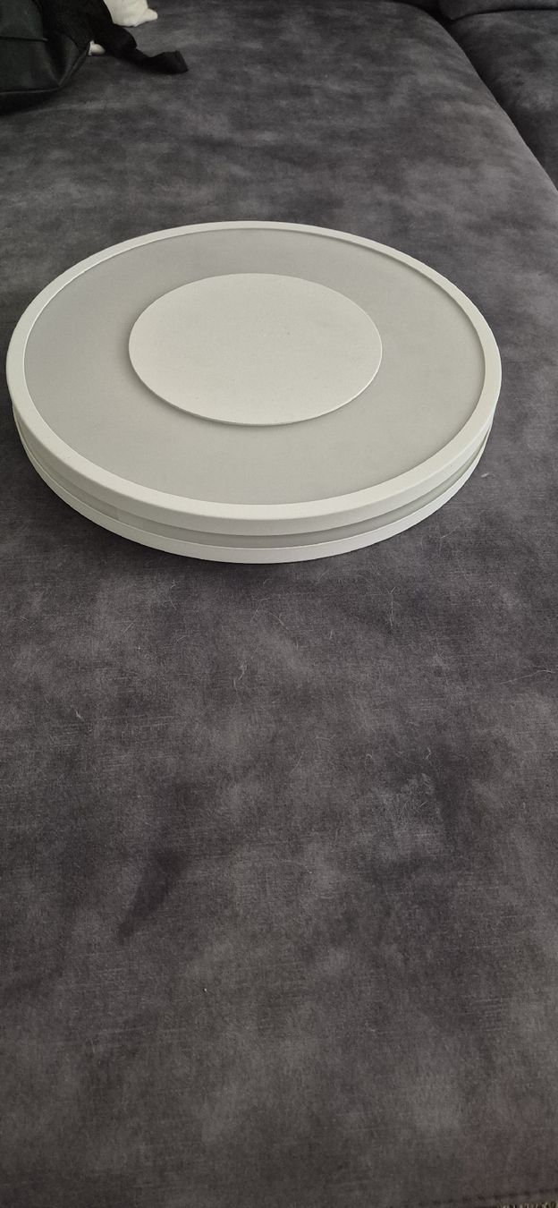 Philips Lustres & lampes de plafonds: Philips Hue Being – D'occasion à Reinach BL par 4fa_bct7
