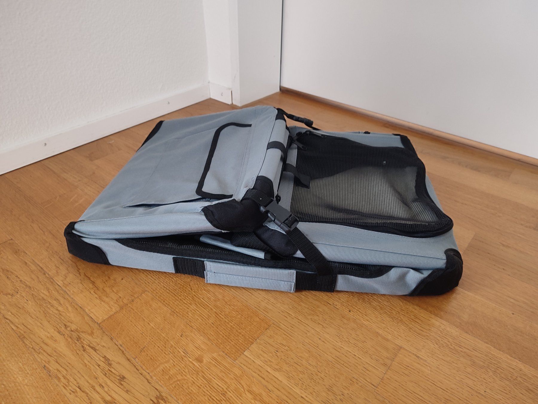 Gabbie, trasporto & Sicurezza: Freezack Faltbox Hundebox – Usato da Allschwil venduto da VicSim1039 2