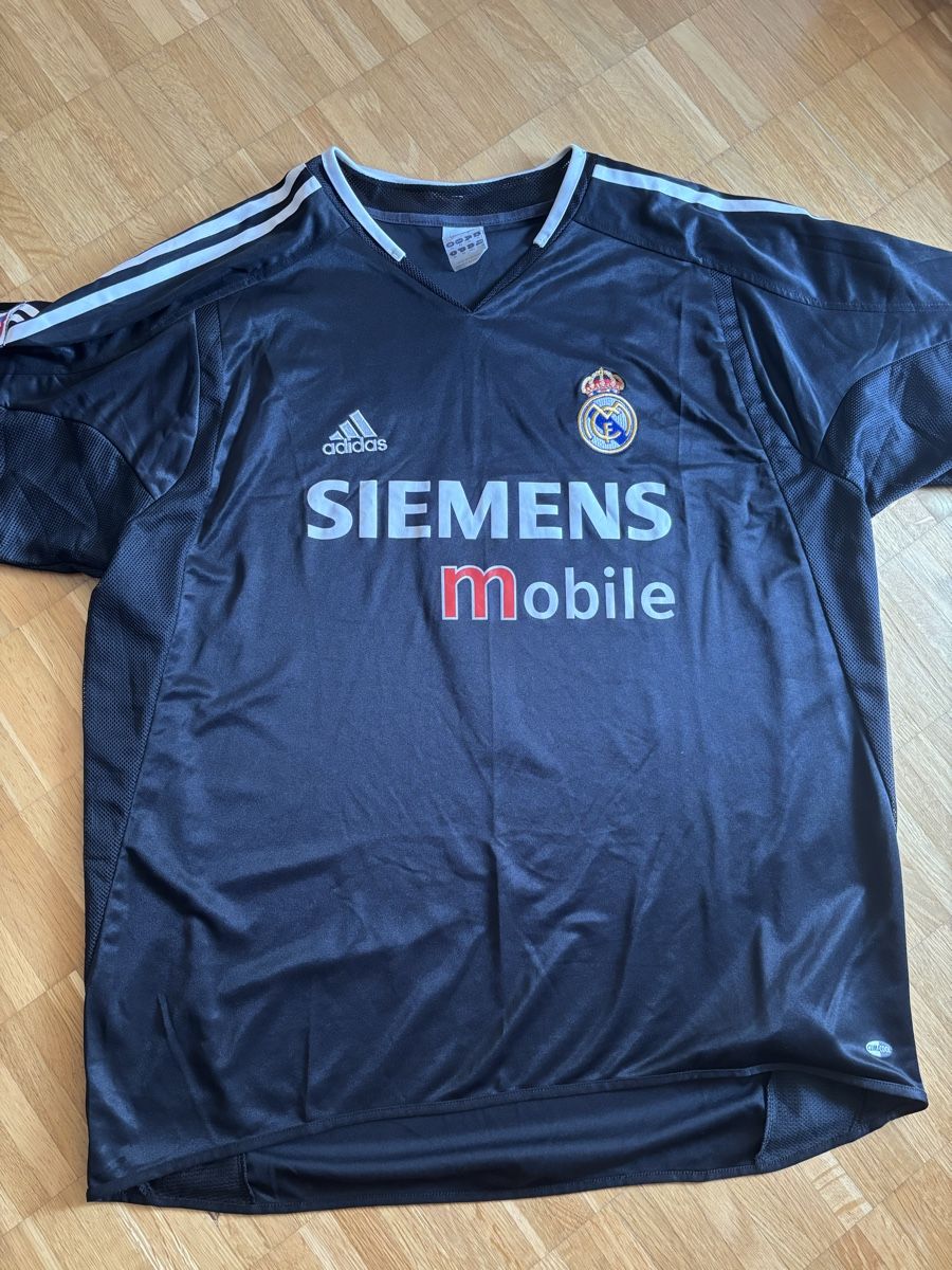 Real Madrid Maillots de corps & Pantalons: Real Madrid Trikot Ronaldo – D'occasion à Zürich par ChampShirts 1
