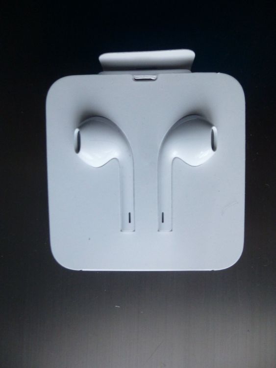 Original Apple EarPods, Kopfhörer, Lightning Anschluss Kaufen auf Ricardo
