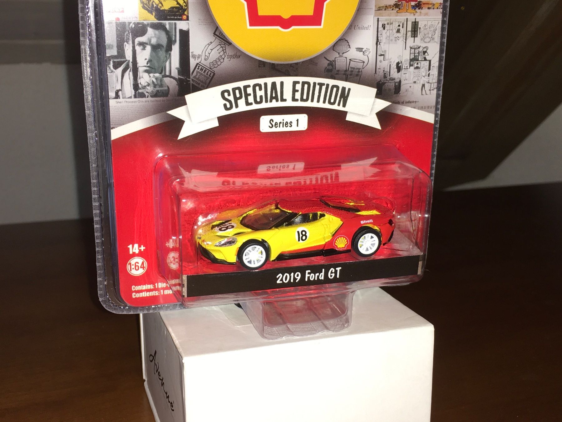 Ford Modellini d'auto: 19‘ Ford GT 1/64 Shell Special Edition – Nuovo e nell'imballaggio originale da Wohlen AG venduto da PrivatSammlung 1
