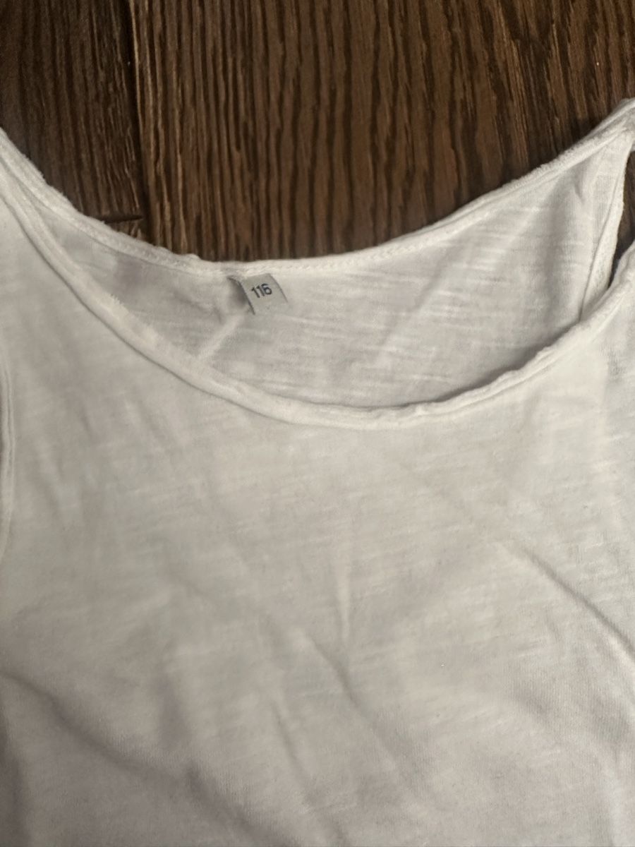 Blusen, T-Shirts & Tops: Träger Shirt Gr 116 – Gebraucht aus Büren SO von Nico59 1