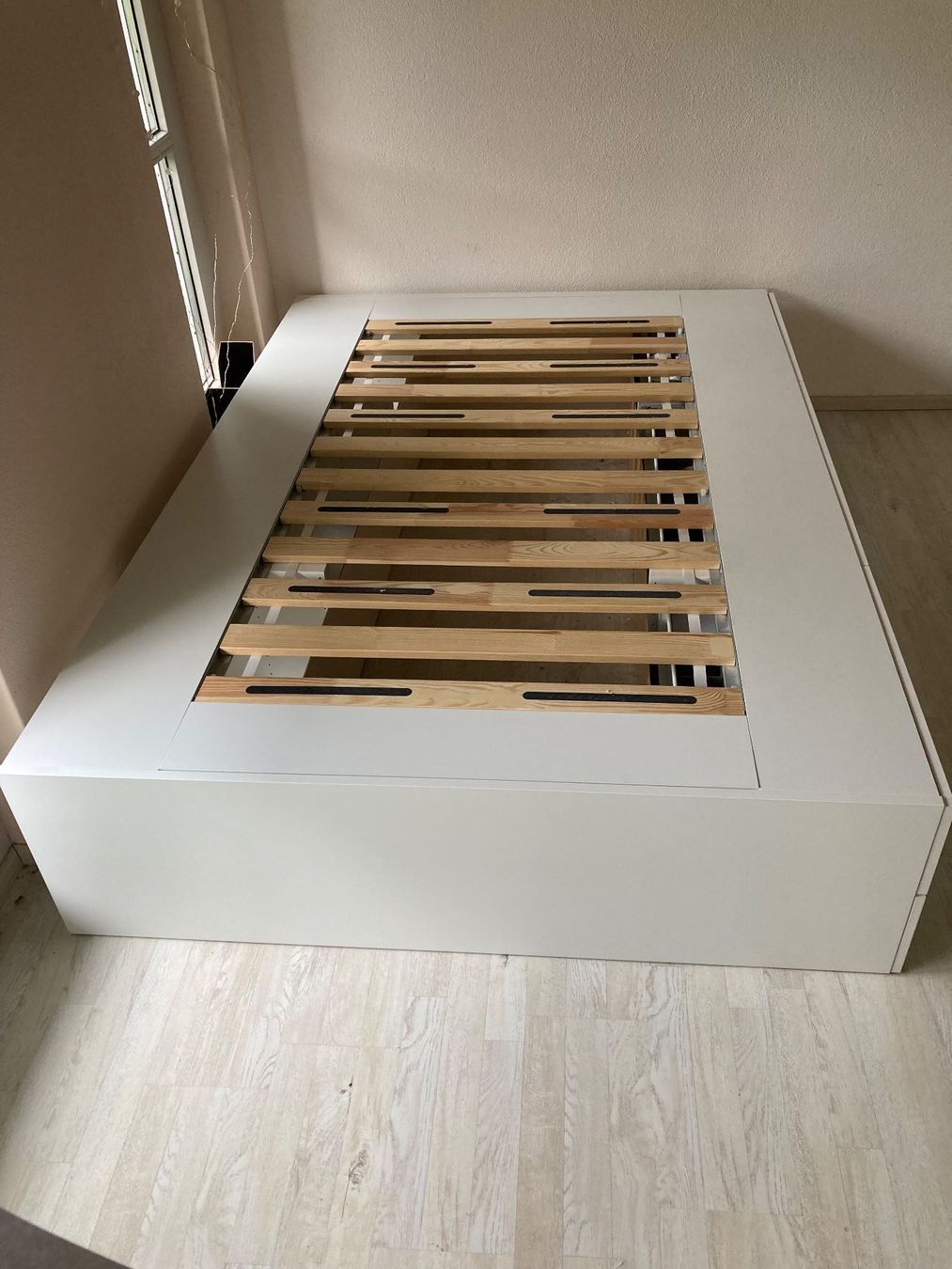 Ikea Letti: IKEA PLATSA Bett 140x200 mit 6 Schubladen – Usato da Schaffhausen venduto da kha_wh59 1
