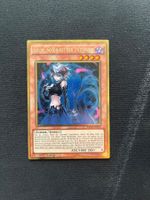 Isolde, Schönheit der Unterwelt PGL2-DE010 Gold Secret Rare
