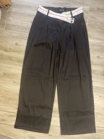 Schwarze Sommer Hose mit weissen Streifen, Gr.L, Shein neu