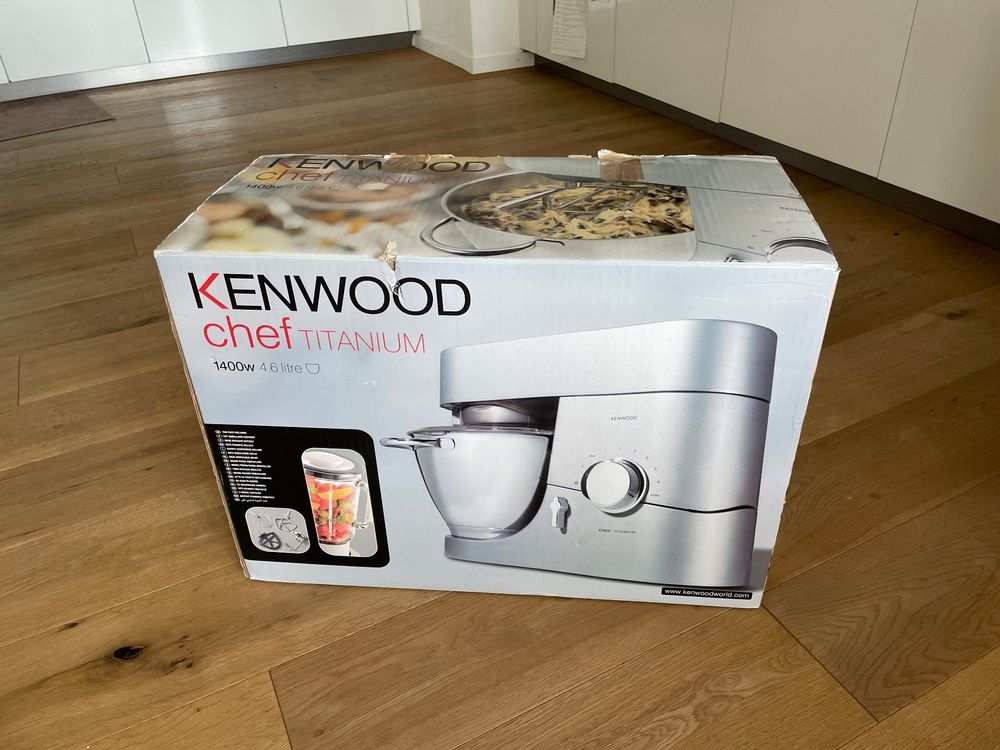 Kenwood Chef Titanium mit Zubehör Acheter sur Ricardo