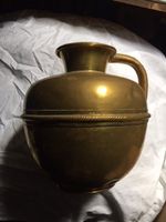 Grand pot à anse en laiton