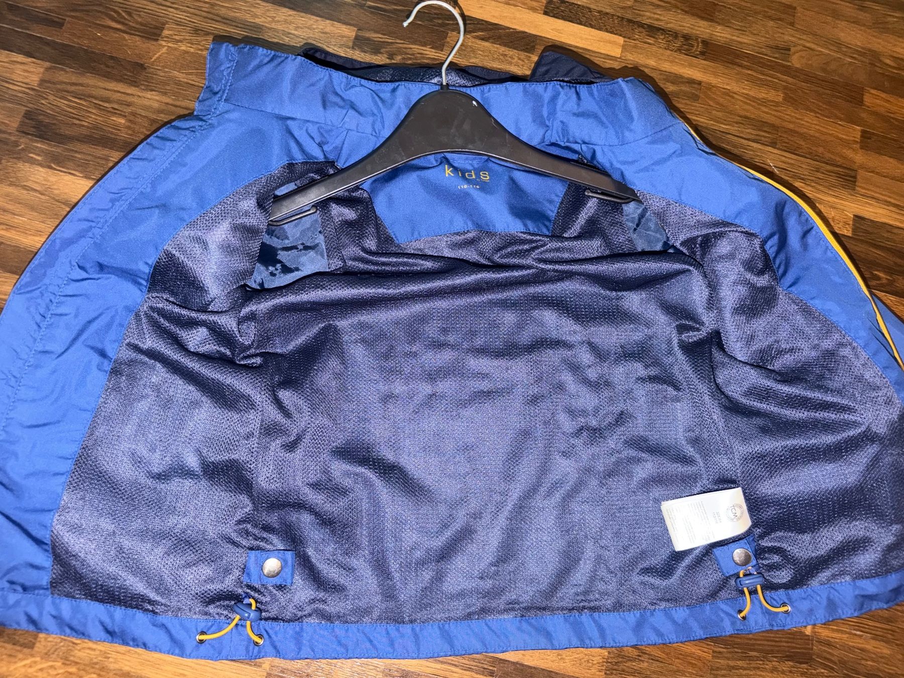 Tchibo Giacche: Regenjacke 110/116 – Usato da St. Gallen venduto da Melina020 3