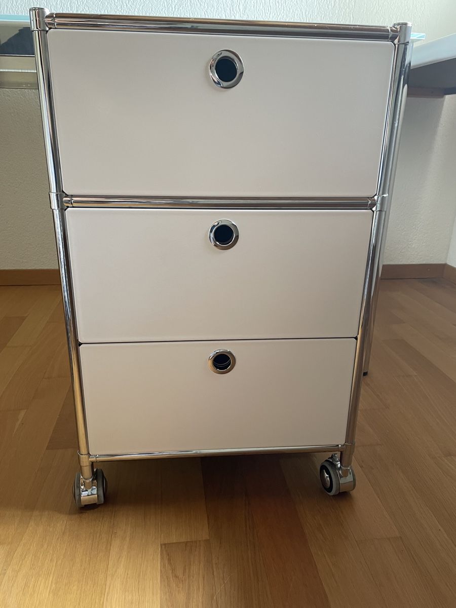 Scrivanie: Schreibtisch mit Korpus (duco system von interio) – Usato da Rickenbach SZ venduto da reg_d29p 2