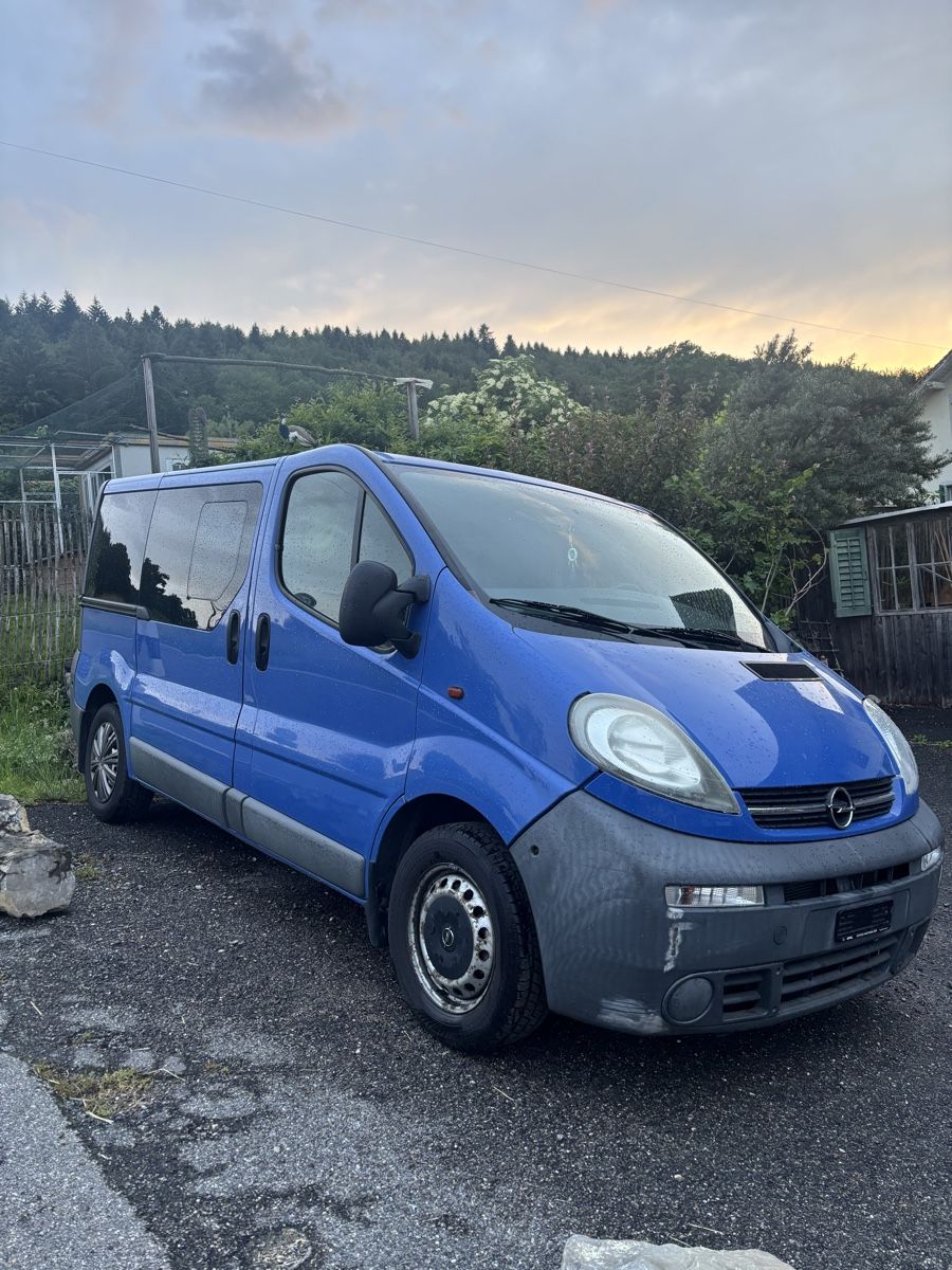 Opel Automobili: Opel Vivaro 25TD – Usato da Dürnten venduto da sel_znb9 3