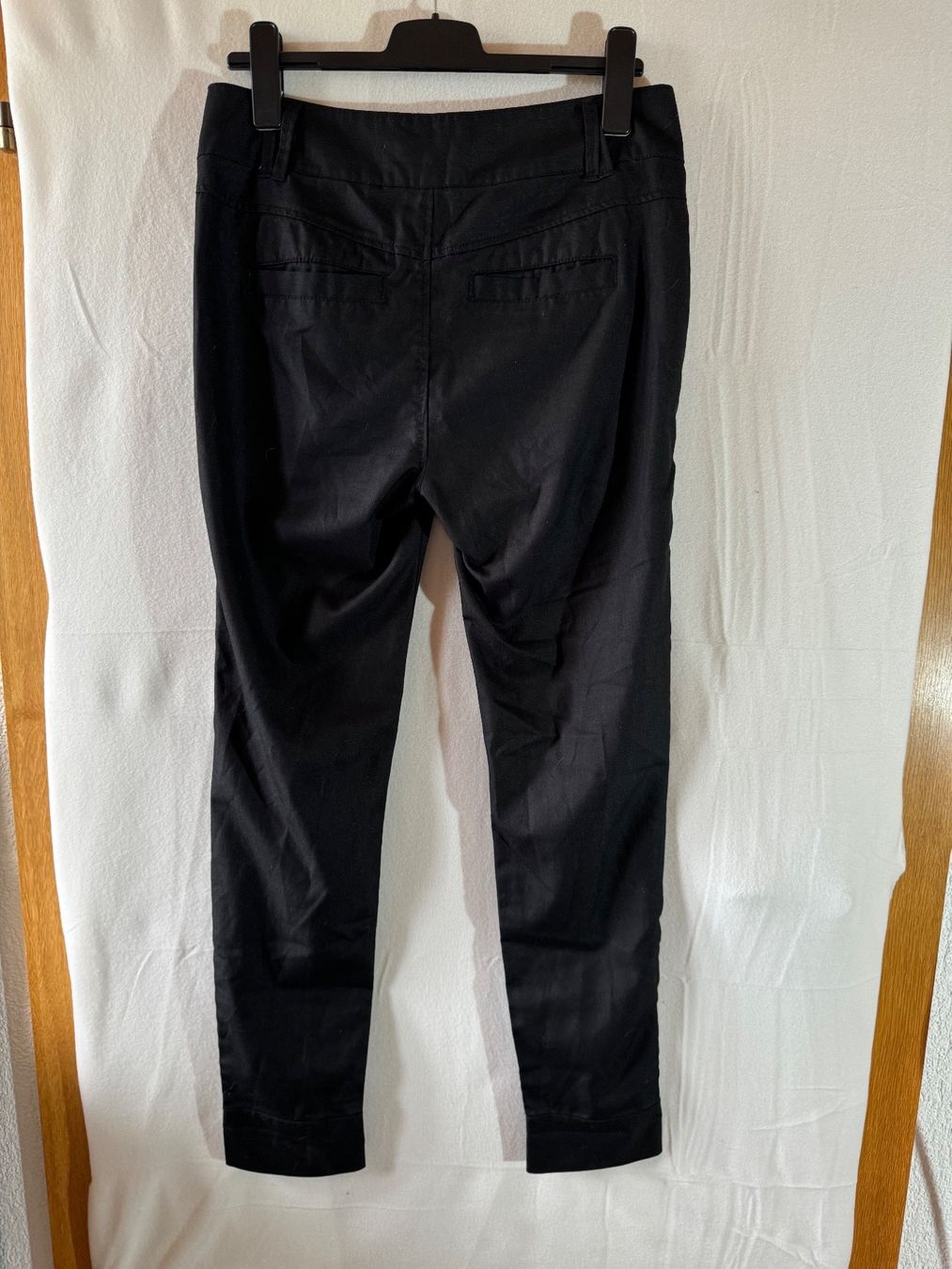 Only Pantaloni: Schwarze Only Hose Gr. 38 – Usato da Grosswangen venduto da second_hand_dress 4