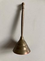 Kleine Tischglocke aus Messing