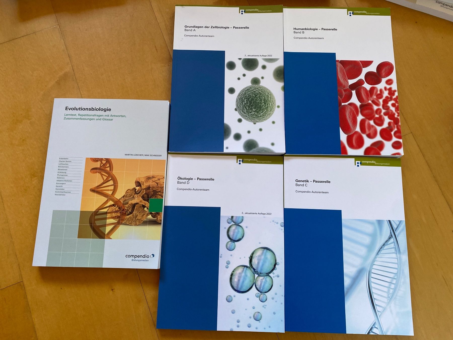 Livres: Passerellenbücher Compendio Biologie – Neuf (Voir description) à Thunstetten par stemag777