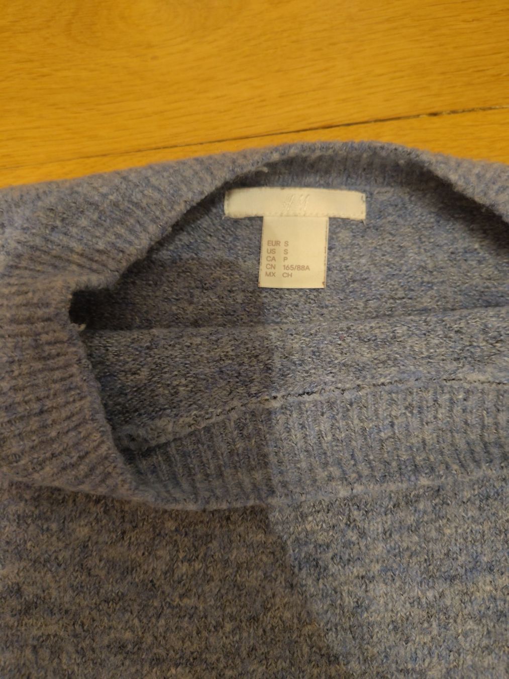 H&M Maglioni & Felpe: Pullover – Usato da Bern venduto da Linii 2