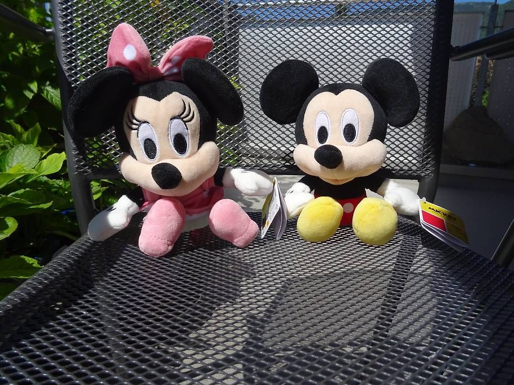 Disney Figurines: Mickey Mouse und Minni Mouse – Neuf avec emballage d'origine à Niederbipp par PiaZ01