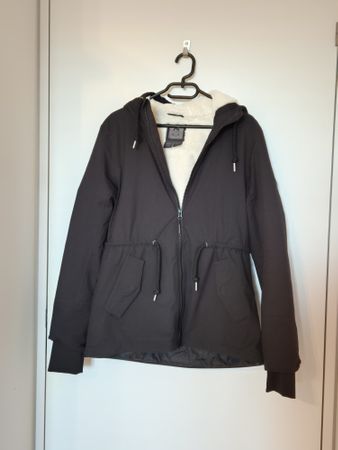 McKinley Damenjacke Parka Gr. 40