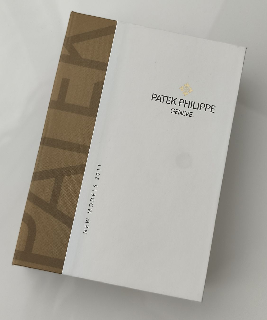 Riviste & Magazine: PATEK PHILIPPE Booklet "NEW MODELS 2011" in Top-Zustand!! – Nuovo (secondo la descrizione) da Eschenbach SG venduto da ClassicTime_ch 1