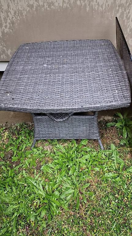 Tavoli: Garten/Balkontisch – Usato da Binningen venduto da lunge20