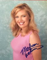 Melissa Peterman Autogramm signiert Foto 20x25cm Young Sheld