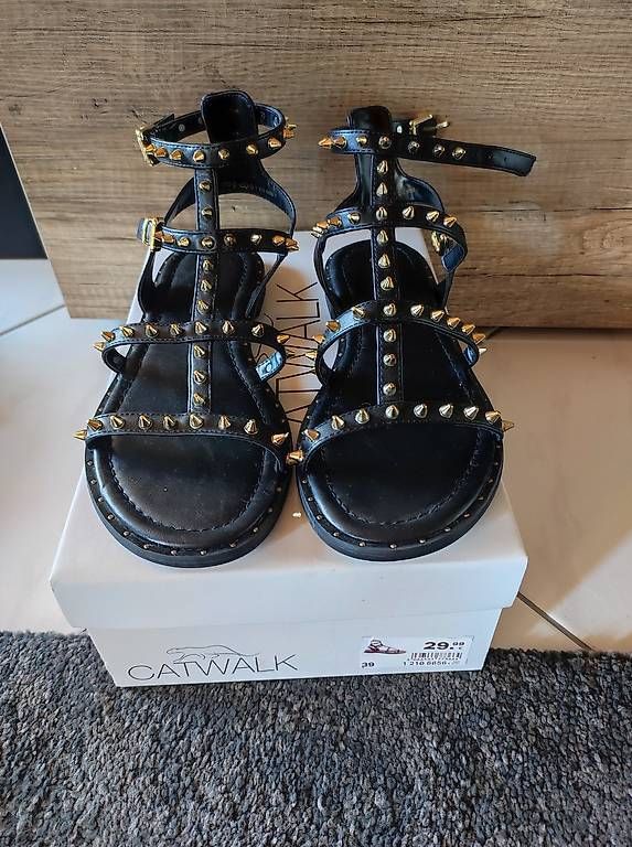 Sabbiera per bambini: Sandal – Nuovo e nell'imballaggio originale da Thörigen venduto da imo_5f9y