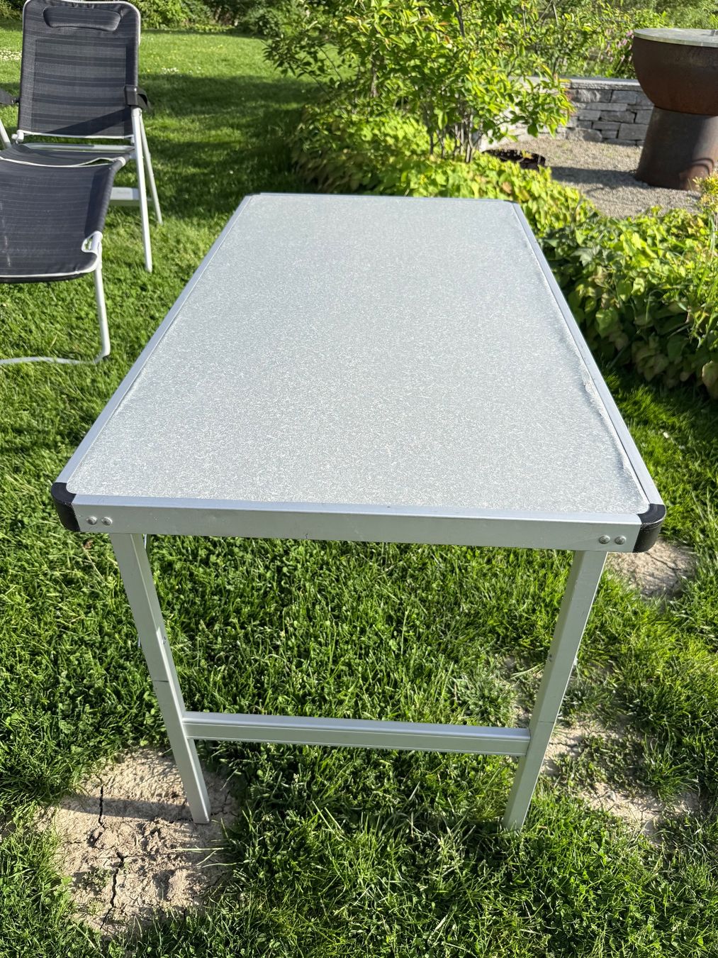 Tavoli: Praktischer Klapptisch für Camping, Garten oder Balkon! – Usato da Teufen AR venduto da yle_Im8x