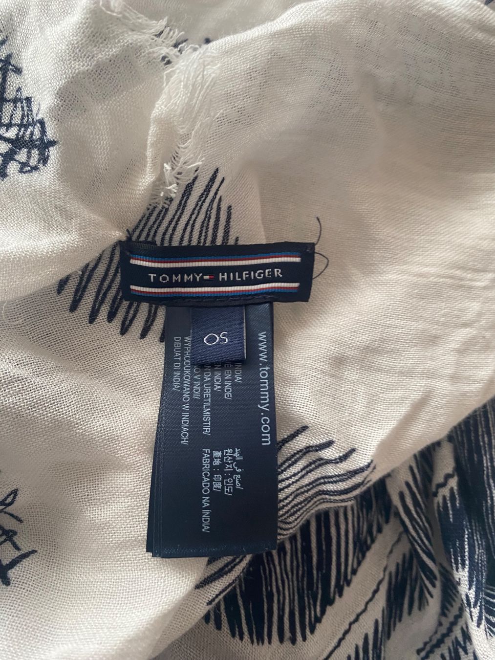 Tommy Hilfiger Foulards & écharpes: Schal Tommy Hilfiger – D'occasion à Rebstein par ann_b2rg 2