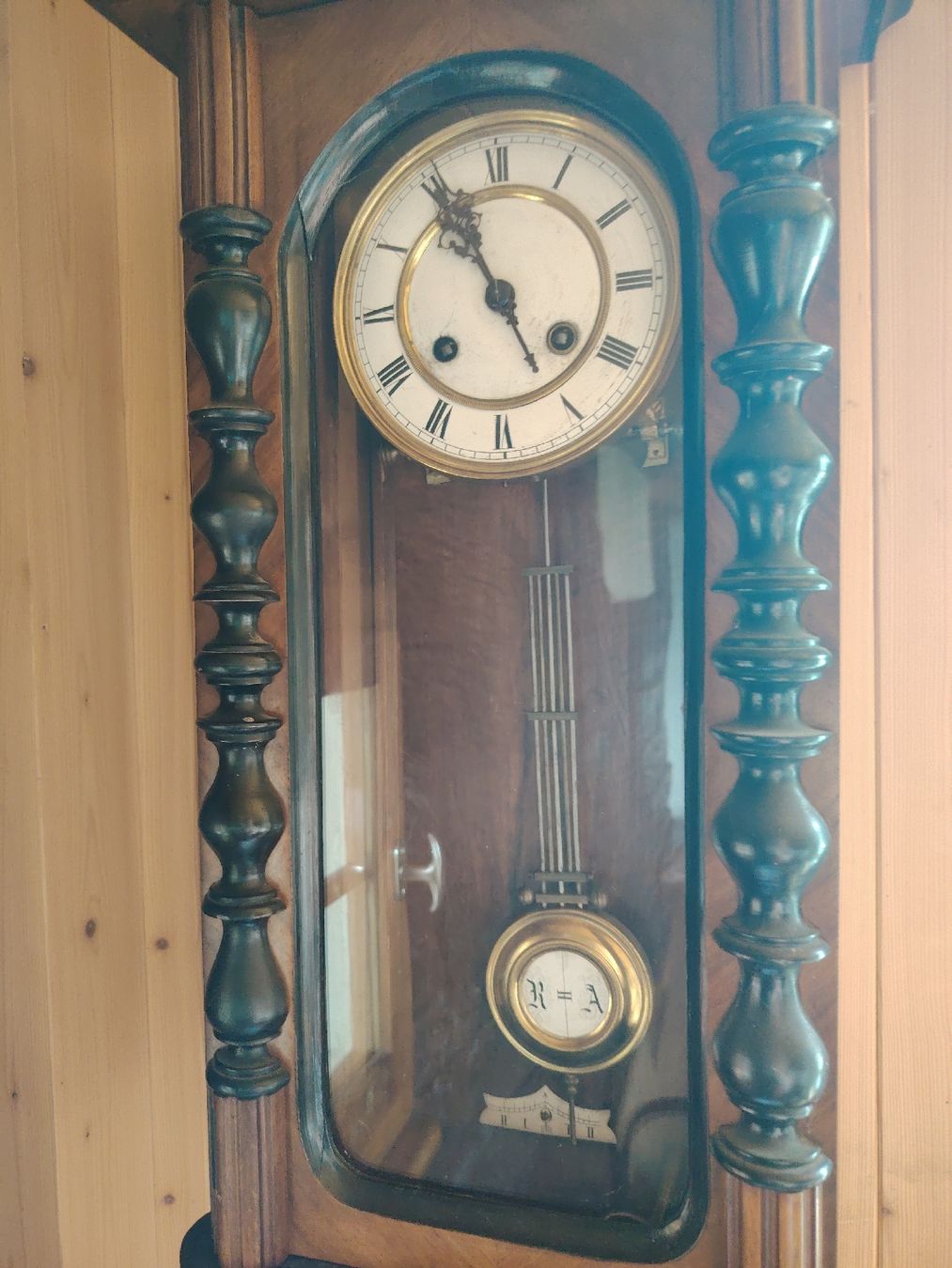 Montres: Antike Pendeluhr Holz – D'occasion à Matzingen par sel_h9dl 1