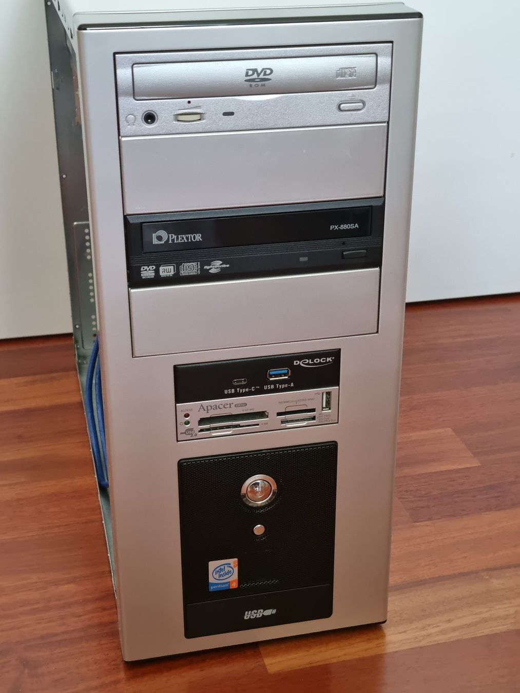 Custodie: Desktop-PC Gehäuse, silber, inkl. leisem beQuiet!-Netzteil – Usato da Sursee venduto da thjentzsch 1