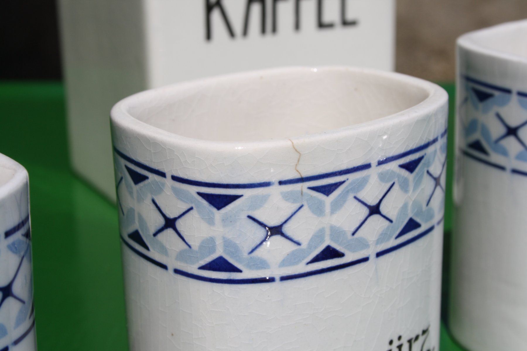 Contenitori & Simili: VORRATSDOSEN VINTAGE ODER ANTIK – Usato da Wauwil venduto da Pneuedy 5