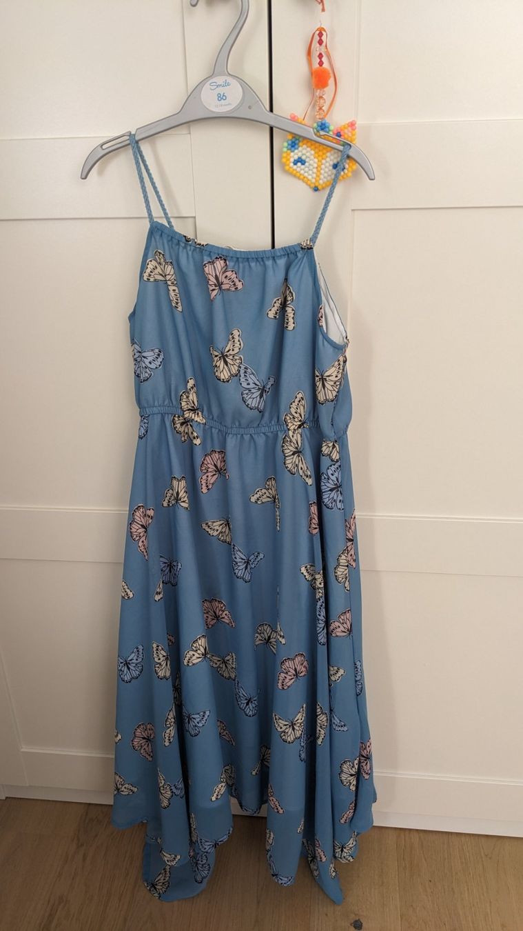 Lotti & Set di vestiti: Kleider Mädchen Gr. 140 – Usato da Zürich venduto da pisamun 1