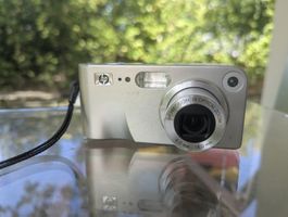 HP Photosmart M437 5.0MP Digitalkamera Vintage Y2K Retro 