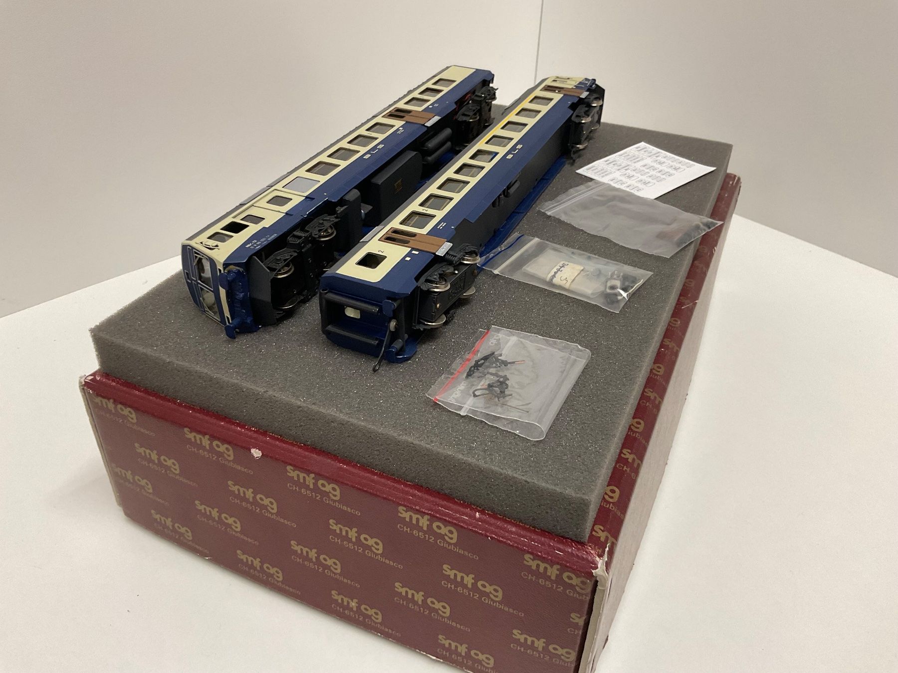 Modellini di ferrovie: smf ag, BLS Triebzug DC Analog, mit Verpackung, Bespielt – Usato da Chur venduto da Chur75