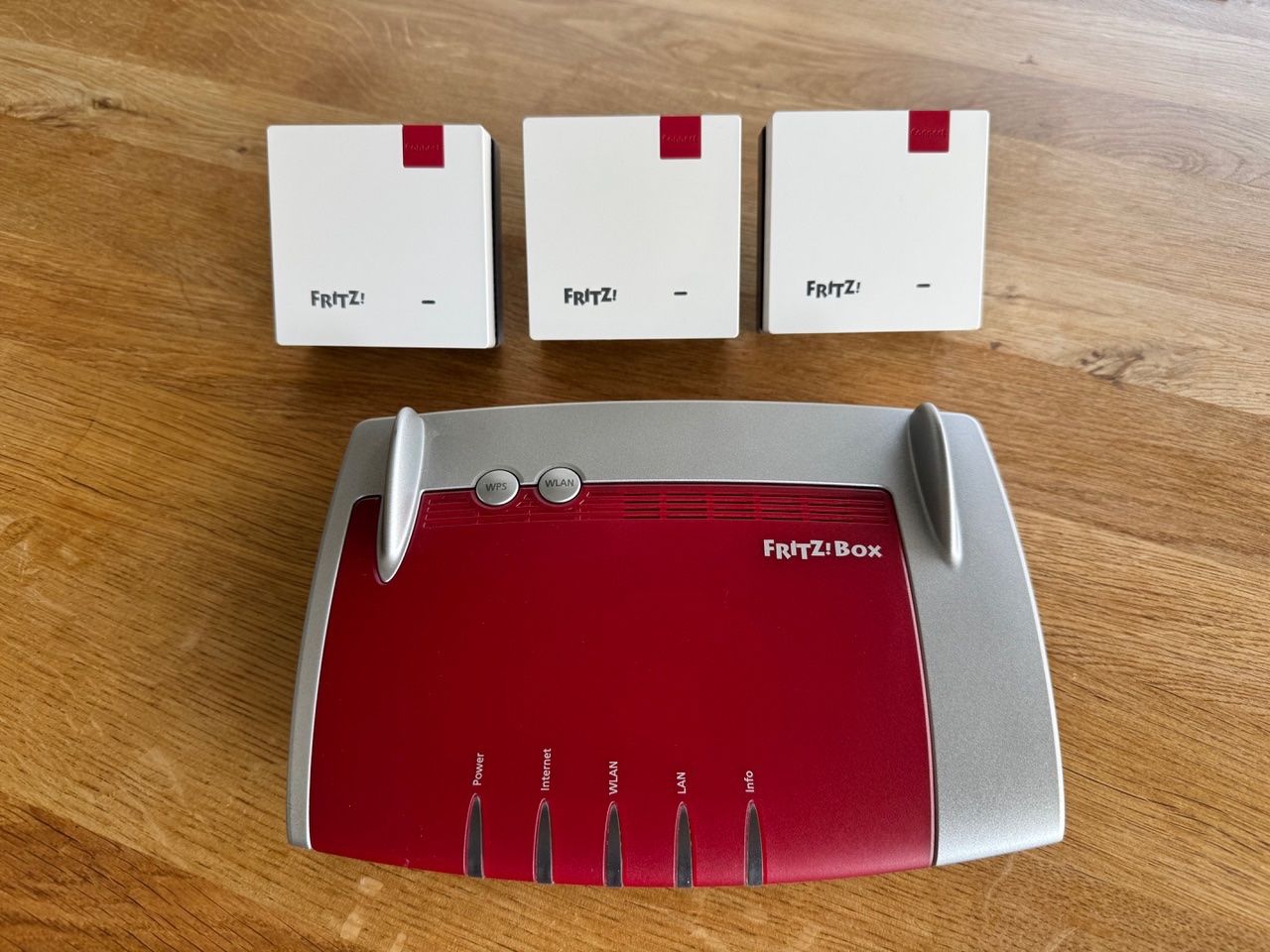 Fritz Modem & Router: Fritz! Heim-WLAN-Set – Usato da Faulensee venduto da Neily