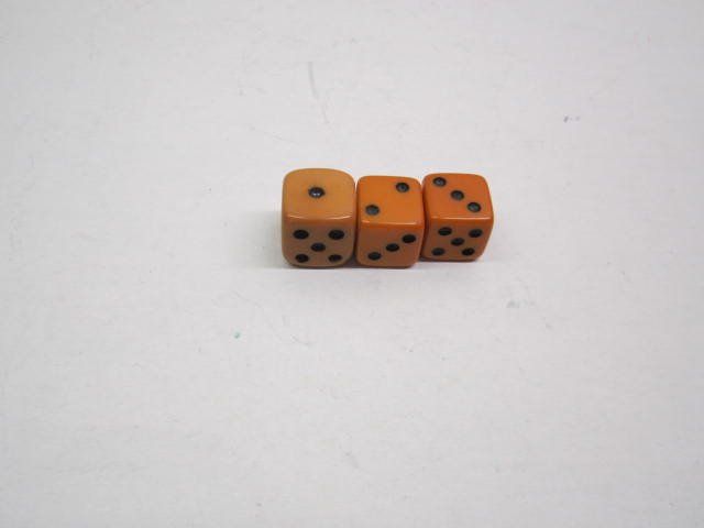 4-teiliges Set Antike Messing-Würfel – Dekorative Spielwürfel Für Bar, Party Oder Als Desktop-Deko, Je 1,1 Cm