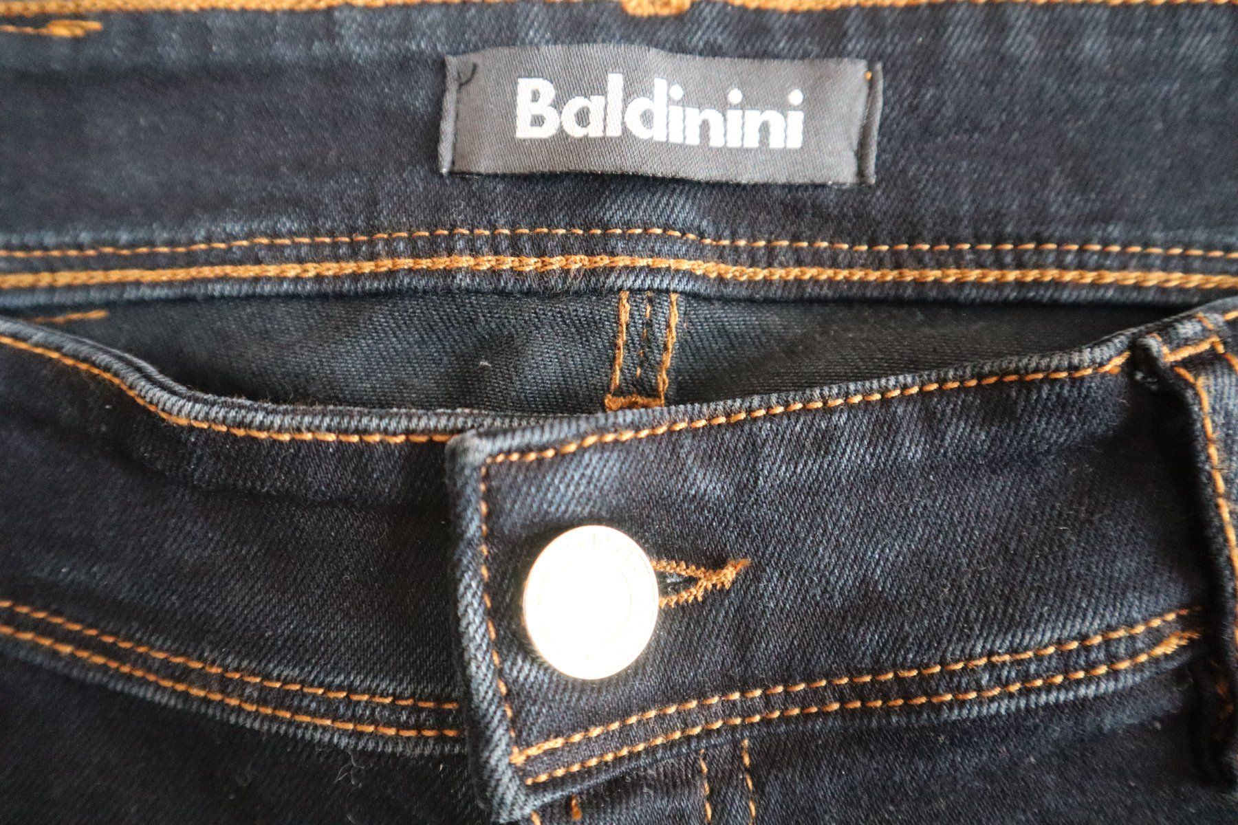 Jeans: Jeans, Baldinini, Gr. 42, sehr elastisch – D'occasion à Wattwil par diamant1 1